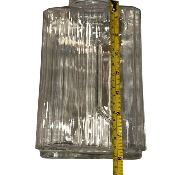 Ribbed Textured Glass Pitcher With Lid Clear & White Size 8" x 5.5" - Picture 2 of 9